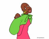 Africana com pano porta-bebé